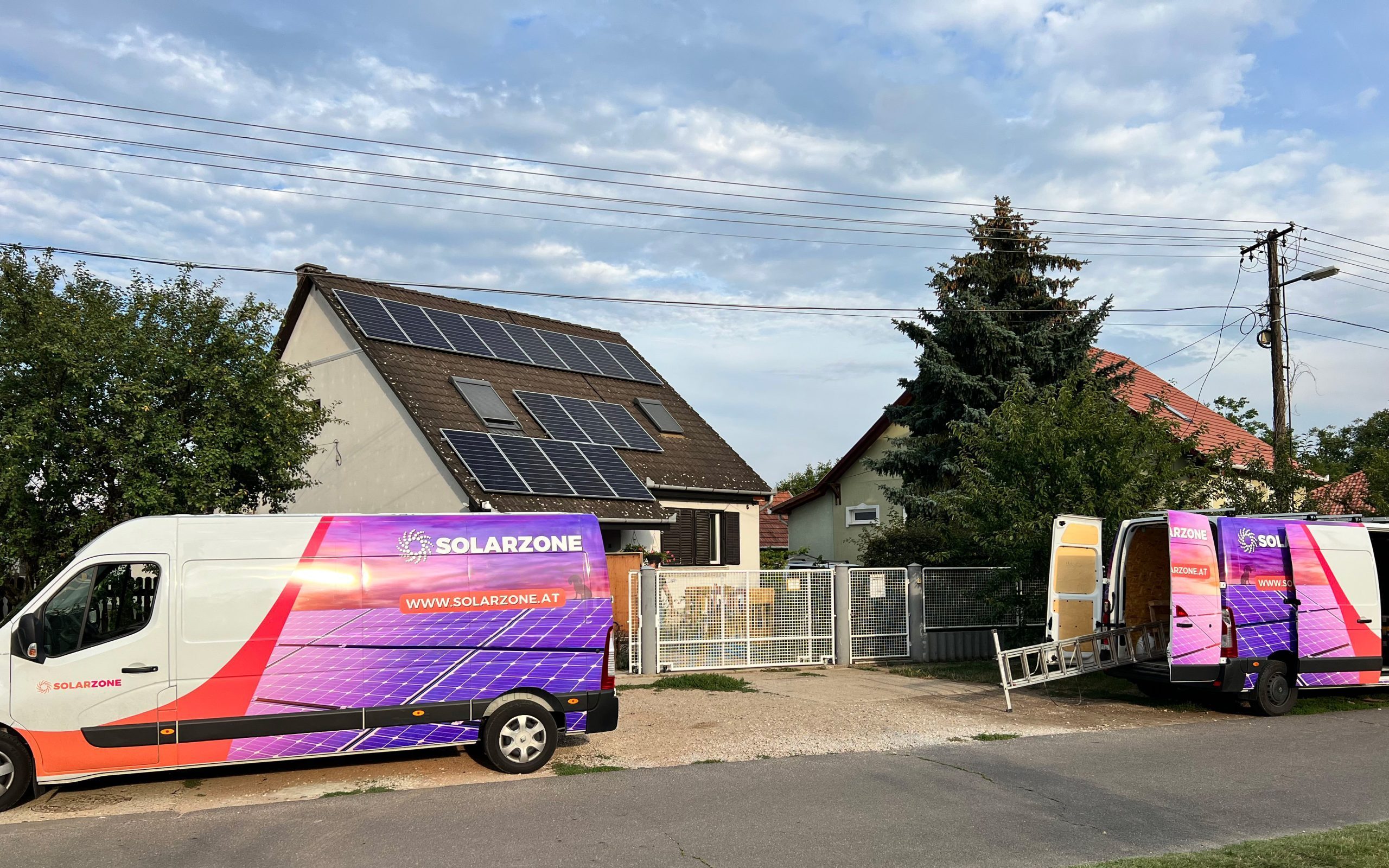 Solar Zone LKW für eine PV-Anlage Installation